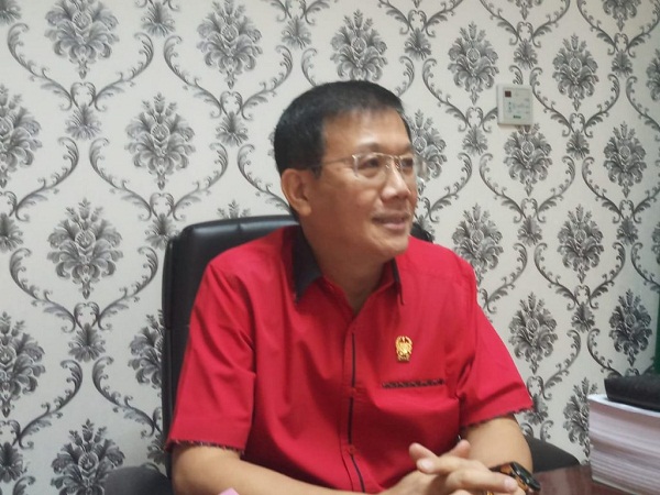 Lukisan Limbah Sabut Kelapa, Ketua DPRD Medan Apresiasi Karya Seni Berkwalitas Tinggi