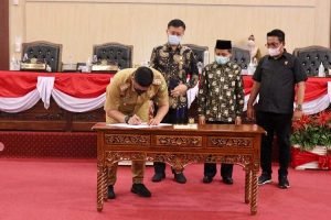 DPRD Medan dan Pemko Sahkan Perda Ketentraman dan Ketertiban Umum