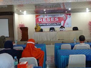 Reses Dhiyaul Hayati, Warga Keluhkan Minyak Goreng Langka, Ketiadaan Lampu Jalan dan Drainase