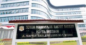 DPRD Medan Mengumumkan Pergantian Pimpinan Komisi dan AKD