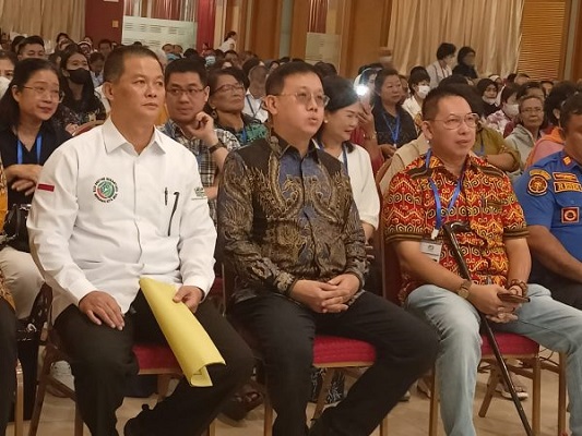 Ketua DPRD Medan Hasyim dan Wong Chun Sen Menghadiri Seminar dan Work Shop ECO Enzyme