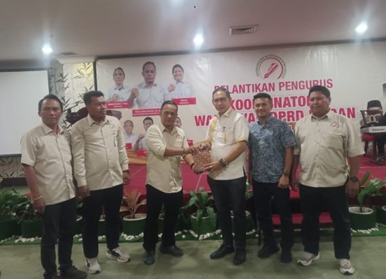 Pengurus Koordinator Wartawan DPRD Medan Dikukuhkan, Wong Chun Sen Peran Wartawan Sangatlah Penting Sampaikan Kinerja DPRD Medan