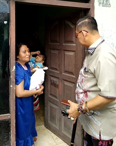 Jelang Tahun Baru Imlek 2577, Wong Chun Sen Tarigan Berikan Bantuan kepada Sejumlah Balita Stunting